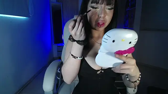 kittyhouse hs online show from October 7, 10:22 pm