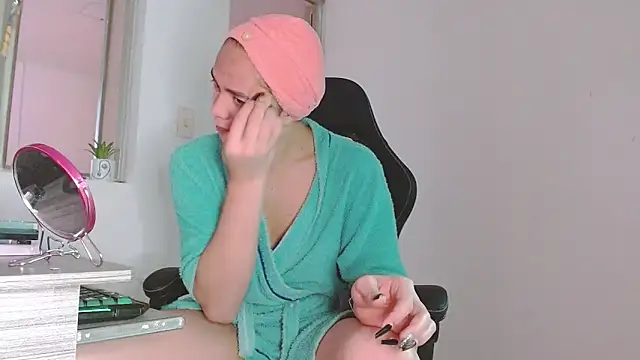 giuliana andrade online show from March 27, 12:36 am