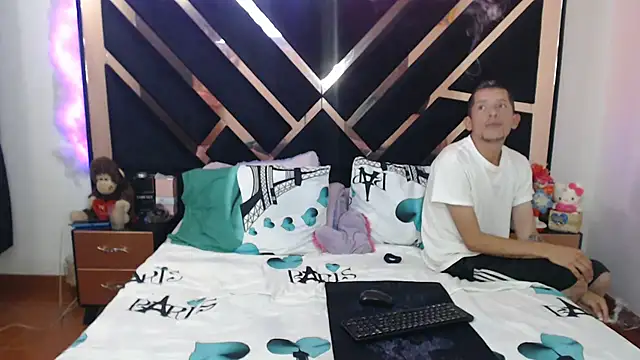 Brianna Trans00 online show from March 12, 3:44 am