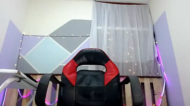 Snapshot of Michellcockxxx chatting on February 1, 9:00 am Michellcockxxx online show from February 1, 9:00 am