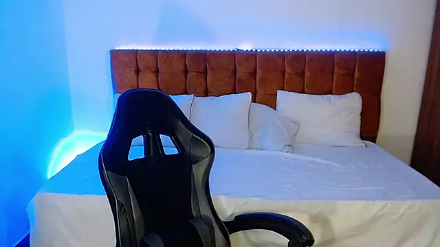 alexiaaross online show from September 25, 8:16 pm