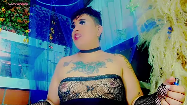 nauthyvalentina online show from April 25, 7:22 pm