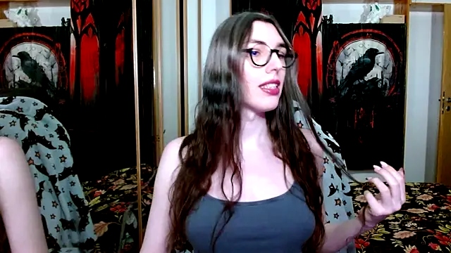 Snapshot of bluerose00 chatting on September 11, 6:49 pm bluerose00 online show from September 11, 6:49 pm