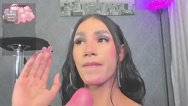  kitty wuichis online show from March 2, 7:15 am