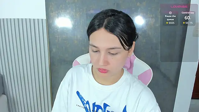 lana boomer online show from February 22, 8:00 pm