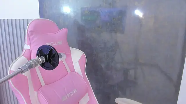 lana boomer online show from April 22, 8:27 pm