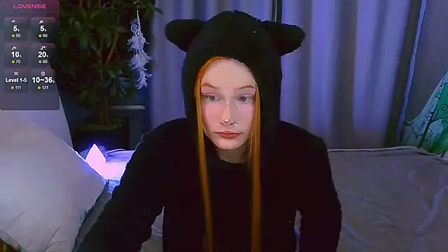 Kleo Godde online show from February 20, 7:52 pm