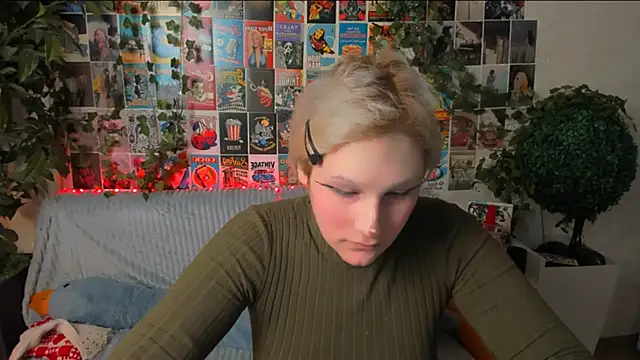 Kleo Godde online show from September 13, 2:39 am