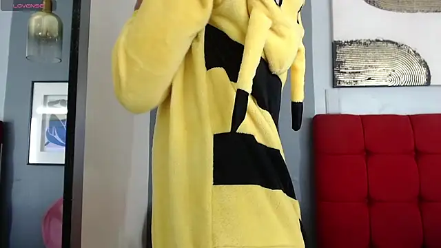  Natassia Dreams online show from January 18, 8:37 pm