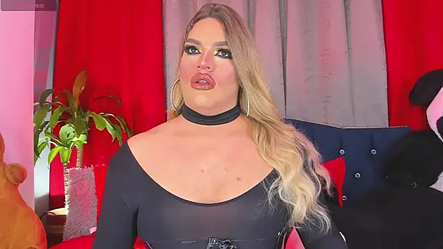 Missisabella  online show from April 26, 12:30 am