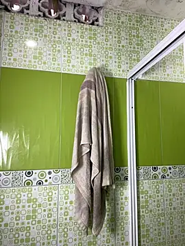 Ebonyxprincess  online show from April 24, 8:34 pm