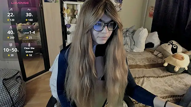 alexiamaleax online show from April 23, 12:40 am