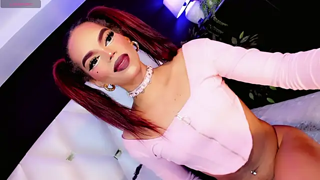 Diva Smith02 online show from April 24, 11:02 am