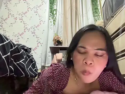 SophiaCourthaway online show from October 9, 10:54 pm