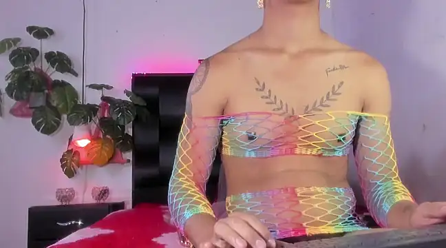 CarolayIndriago online show from March 10, 4:25 pm