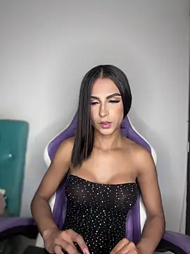 Snapshot of Laurita__Os chatting on March 14, 4:26 am Laurita  Os online show from March 14, 4:26 am