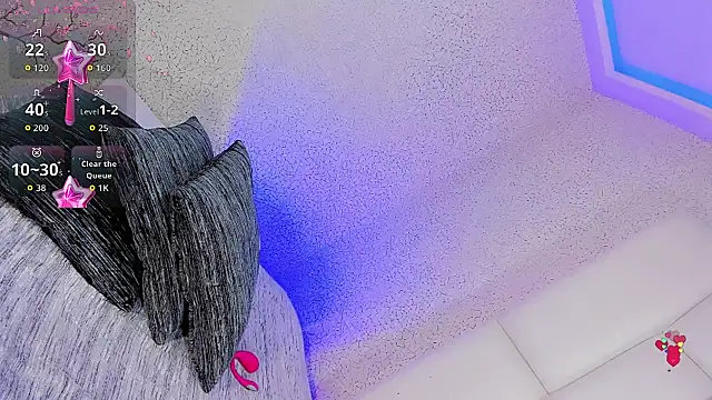 Angeles Busst online show from April 21, 8:37 pm