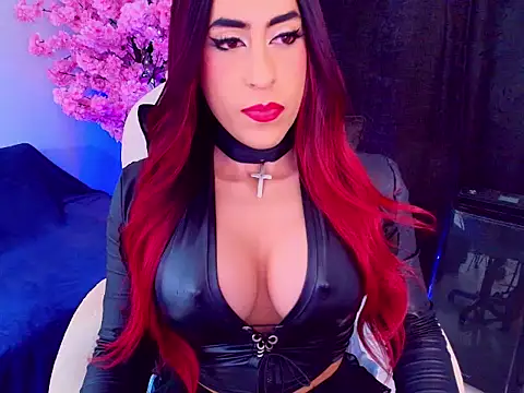 latexgoddes online show from July 10, 12:59 am