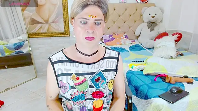 Dolldirtyxxx online show from April 18, 7:07 pm