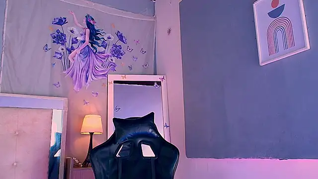 Emily Castillo 1 online show from June 6, 6:53 am