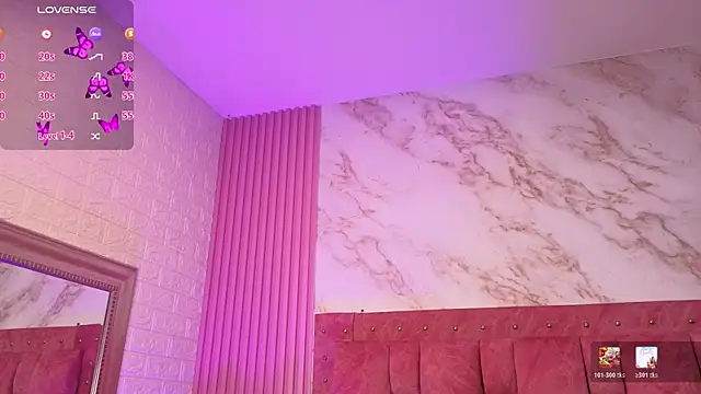 goldilockss15 online show from April 16, 11:11 am