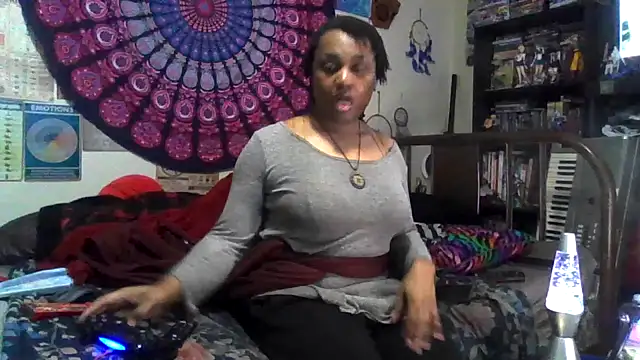 GardeniaFields online show from November 17, 7:52 am