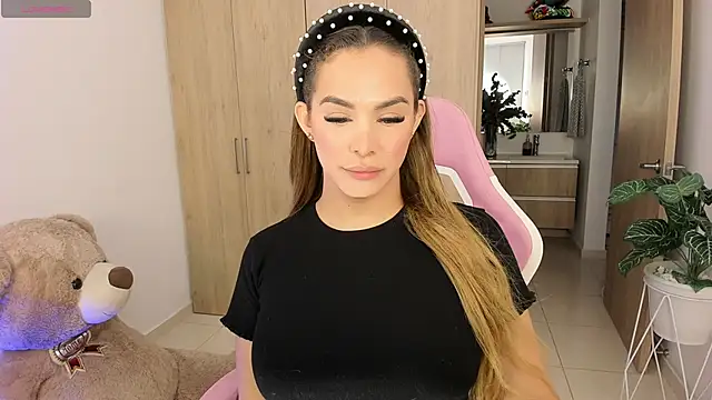 Saammy 19 online show from October 7, 10:33 pm