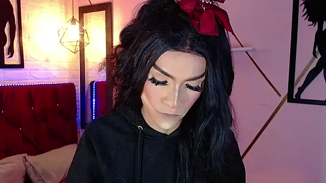 agatha rodriguez online show from October 27, 7:33 pm