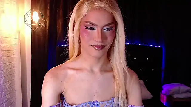 agatha rodriguez online show from July 27, 6:37 pm