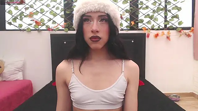 Snapshot of madison__rey chatting on March 13, 2:01 pm madison  rey online show from March 13, 2:01 pm