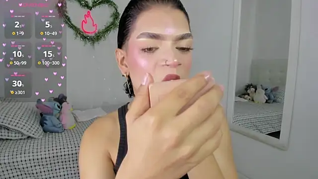 Brithanycullen online show from April 16, 12:22 am