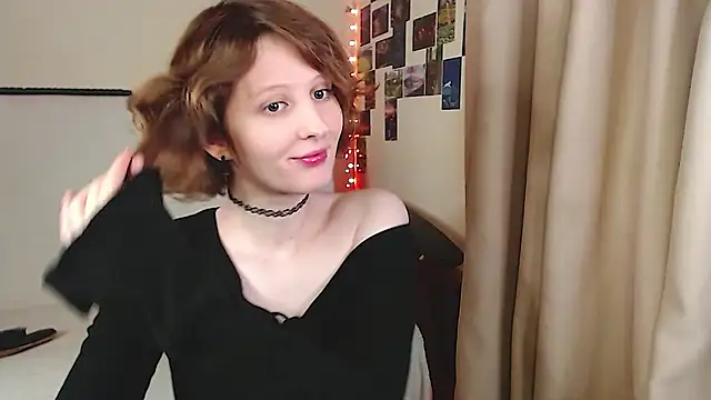 c0ralynx online show from October 31, 8:17 pm