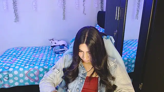 Lyaa Cute online show from April 28, 2:27 am