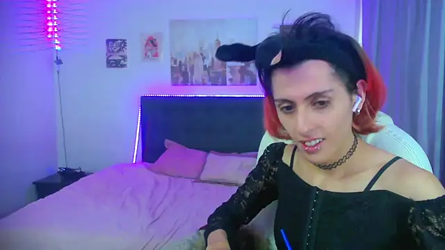 goth minerva online show from April 14, 1:49 pm