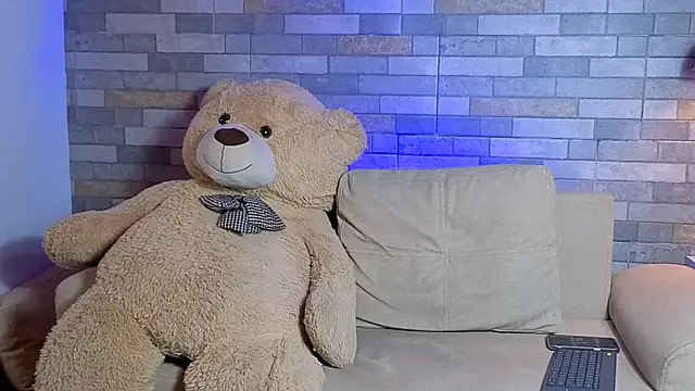 DixyPalmer online show from February 27, 8:15 pm