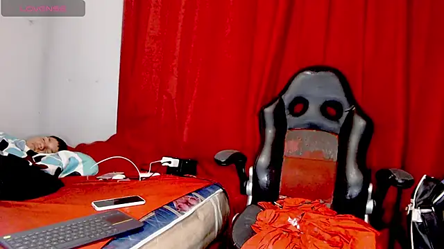 blondehot5v online show from March 10, 1:47 pm