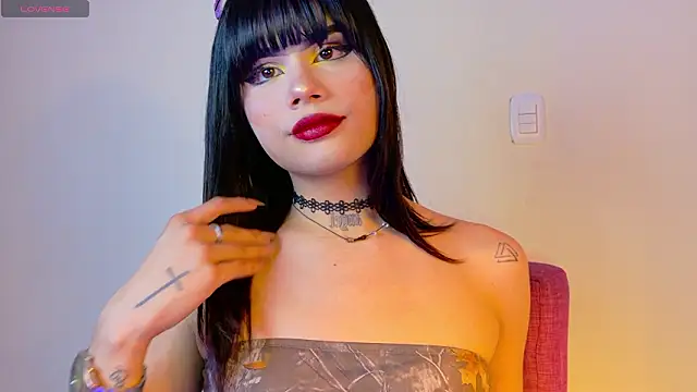 NATASHAA WINZ online show from February 13, 9:11 pm