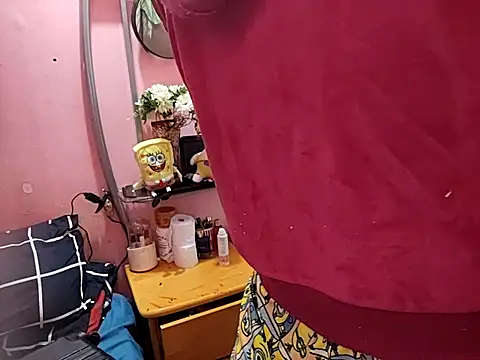 Snapshot of Kellye_hotTs chatting on October 21, 7:54 am Kellye hotTs online show from October 21, 7:54 am