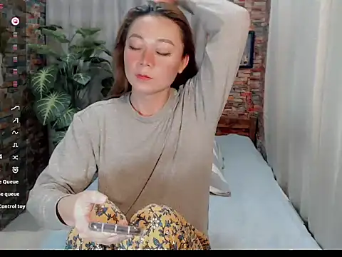 cutemac69 online show from January 5, 6:33 pm