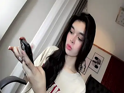 asiansmilexx online show from June 30, 4:34 am