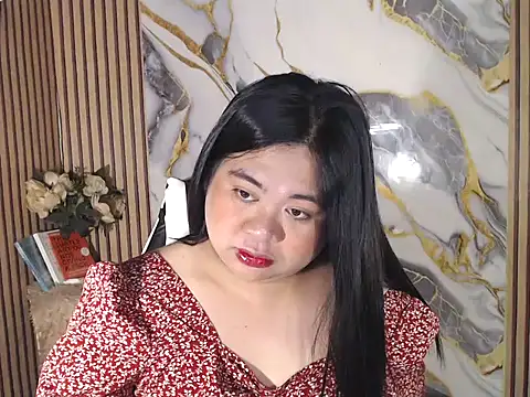 Im ur mother online show from April 8, 10:38 am