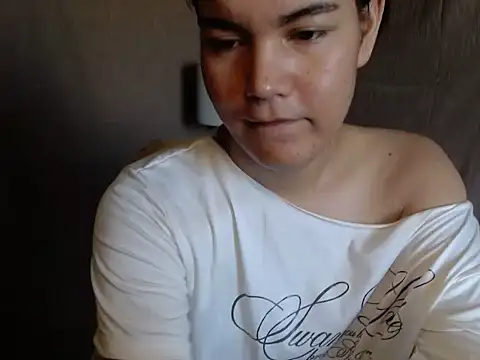 Enchantress Magdalena online show from April 6, 6:14 am