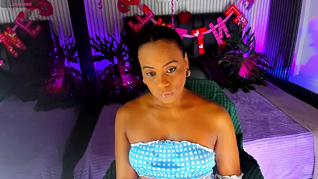 AriebonyBrooke online show from February 13, 11:39 am