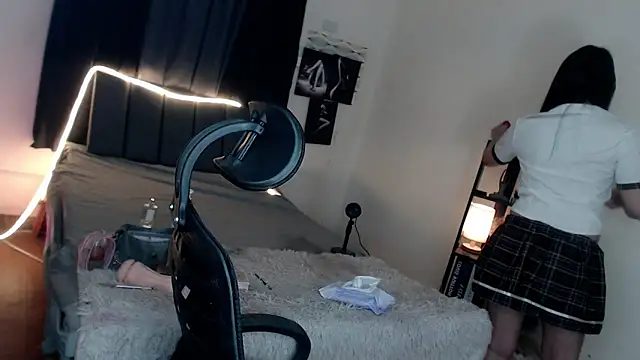 Veniceseduction online show from January 12, 7:10 pm