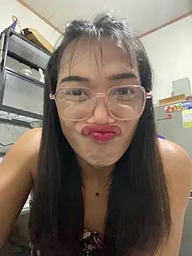 Herbielustts online show from March 8, 2:20 pm