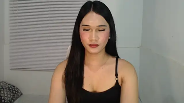 Leighs Celine online show from February 9, 11:11 pm