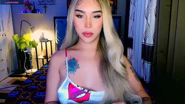 Franchesca Trans online show from November 16, 2:32 am