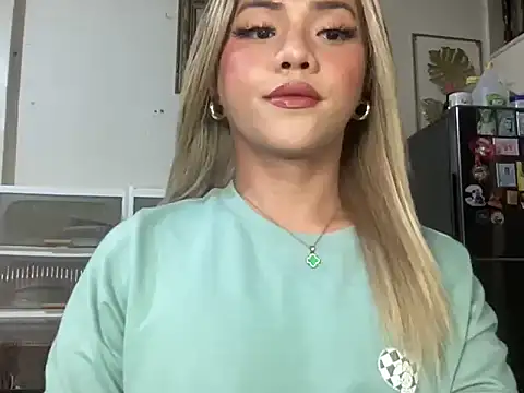 calimonroe online show from March 14, 8:45 pm