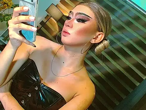Queen yasii 88 online show from July 2, 12:54 pm