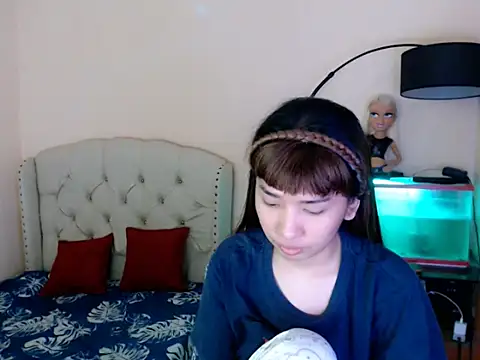 ShantalFoxxy  online show from March 12, 2:27 am